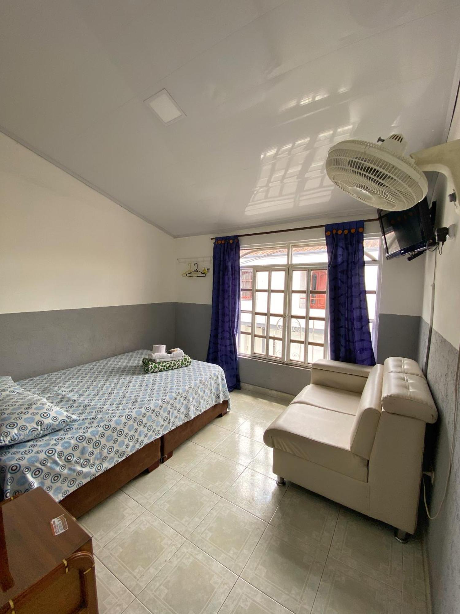 Hotel Ciudad Senora Buga Buitenkant foto